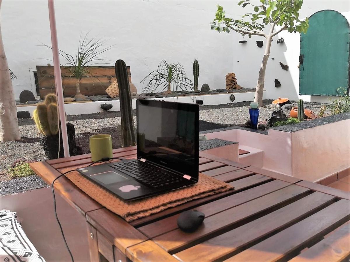 Budda House Puerto Del Carmen. Tías Екстериор снимка