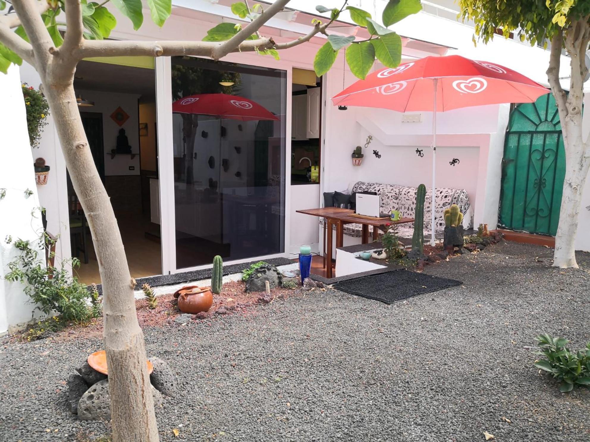 Budda House Puerto Del Carmen. Tías Екстериор снимка