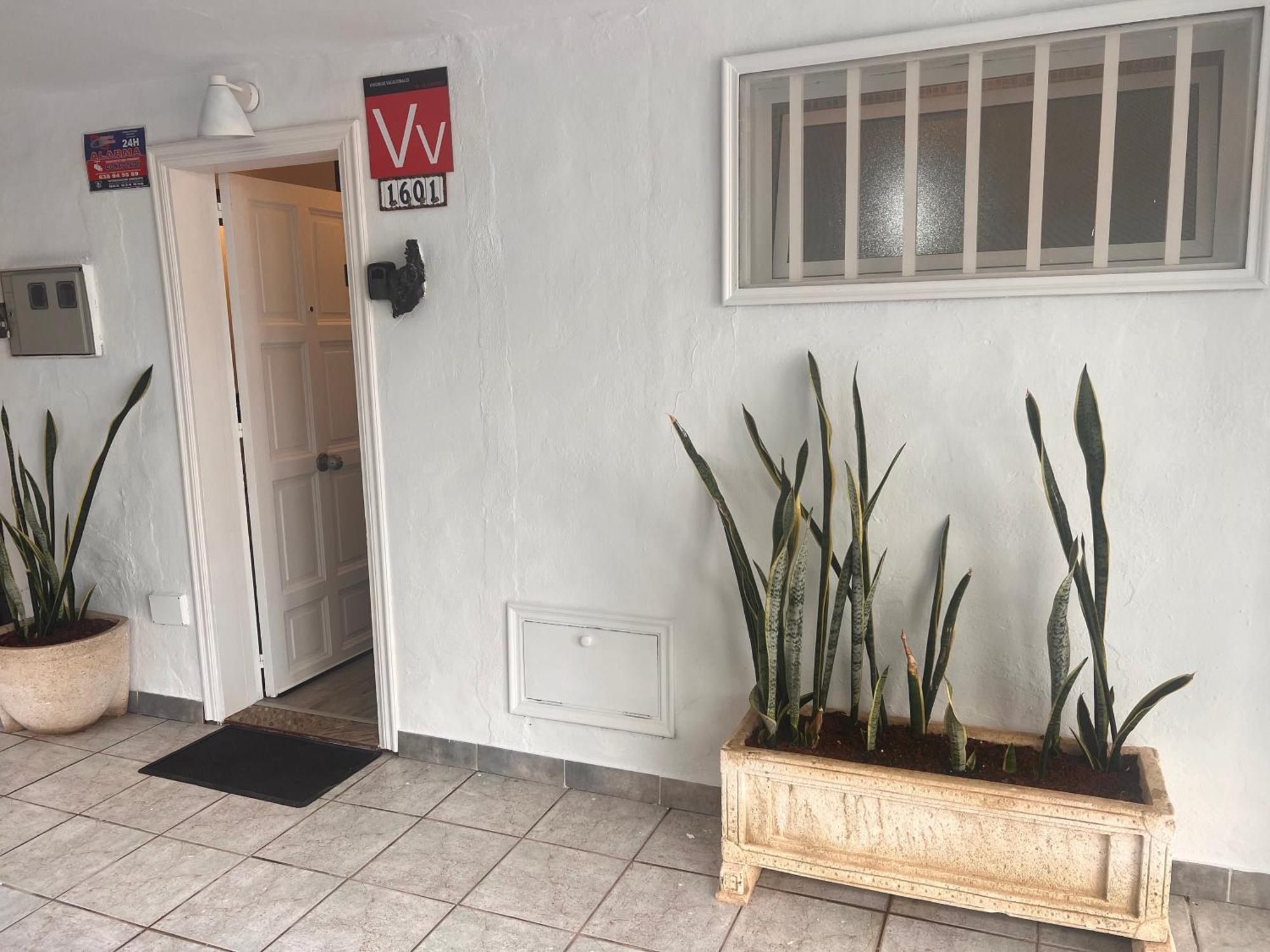 Budda House Puerto Del Carmen. Tías Екстериор снимка